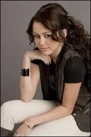 Liam Hemsworth est son ... (Juillet 2012)