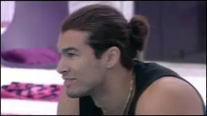 Qui a t le plus du quand Midou est parti de l'aventure ?