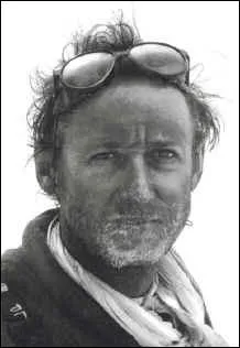 Dans quel sport Ren Desmaison accomplit-il de nombreuses  premires  ?