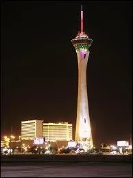 Qu'est-ce qui est faux sur l'htel Stratosphere ?