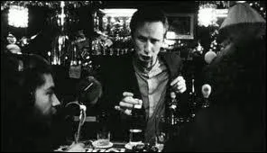 Pendant une soire au caf bien arrose, Ben dcide de faire un concours de...