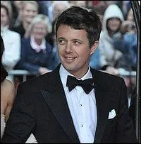 Qui est le futur ROI du Danemark : Joachim, mari  la franaise Marie, ou Frederik, mari  l'australienne Mary ?