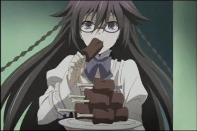 Dans le premier OAV, Alice porte des lunettes