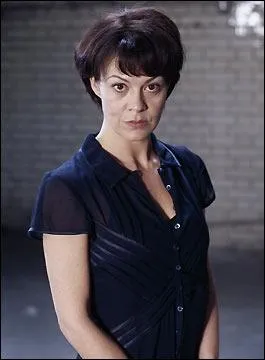 Quel personnage interprte Helen Mccrory ?