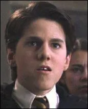 Comment s'appelle l'lve de poufsouffle qui se fait ptrifier dans Harry Potter et la chambre des secrets ?