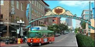 Qu'est-ce qui est faux sur le Gaslamp Quarter ?