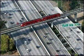 Quelle infrastructure San Diego ne possde-t-elle pas en date de 2012 ?