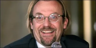 Encore un parti trop tt ( Laurent Fignon ) battu au Tour 1989 par Greg LeMond pour :