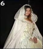 Dans quelle chanson Maeva Mline porte-t-elle cette robe ?