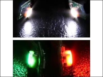 Sur les bateaux, il y a des lampes de signalisation de couleurs diffrentes,  babord, et  tribord. Quelles sont les deux couleurs utilises ?