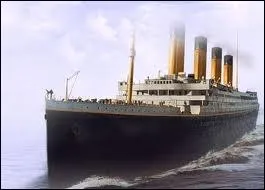 A quelle heure le Titanic est parti d'Angleterre ?
