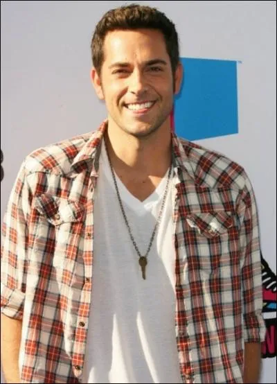 En quelle anne Zachary Levi est-il n ?