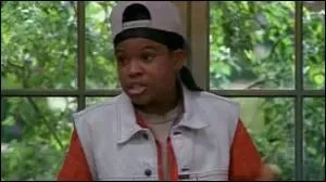 Michael et Janet offre un voyage (dans la dernire saison)  Junior, o doit-il aller ?