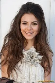 Quel tube ne chante-elle pas ?