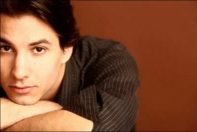 Quel fut le sujet de son premier passage ?