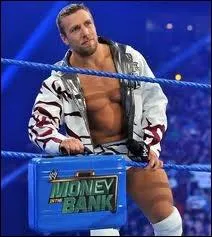 Qui a encaiss son contrat  Money In The Bank  aprs Wrestlemania 23 ?