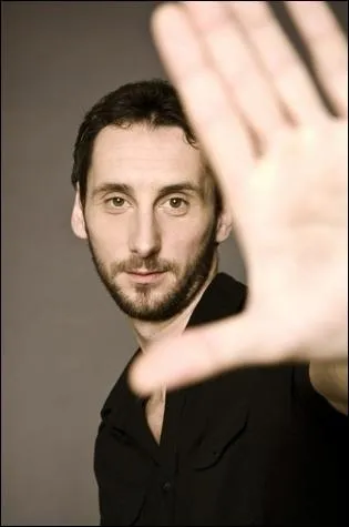 Quel est le site de son Twitter ?