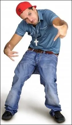 Quand et o est n celui  la casquette rouge ?