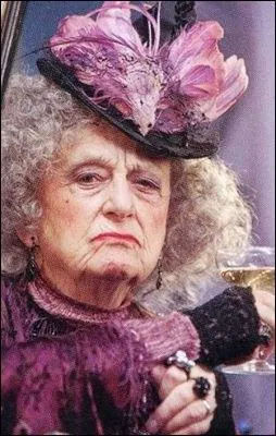 Comment s'appelle la grande tante de Ron ?