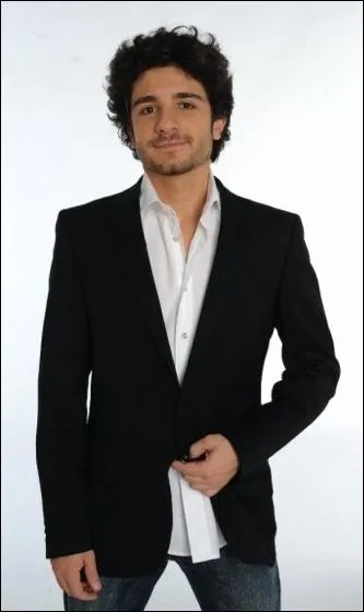 Quel fut le sujet de son premier passage ?