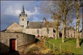 Restons en Bretagne et partons  Querrien, commune qui se situe dans le dpartement ...