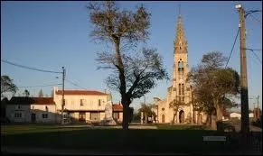 Le village de Queyrac se situe en Aquitaine dans le dpartement ...