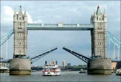 Un pont :