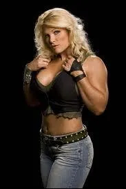 Quel est le finisher de Beth Phoenix ?