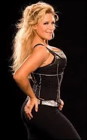 Quel est le finisher de Natalya ?