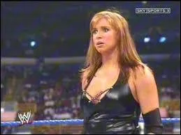 Stephanie McMahon a-t-elle dj affront Big Show ?