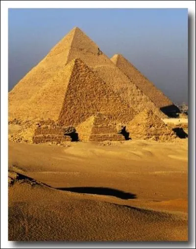 Quel est l'intrus dans les romans signs  Christian Jacq  ?