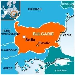 Quel(le) acteur(actrice) de la srie parle couramment bulgare et franais grce  ses origines ?