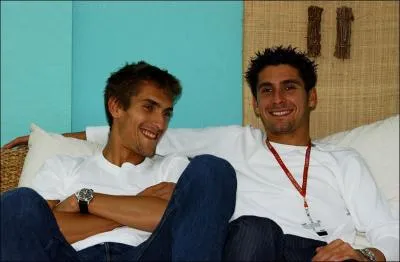 Nicolas et Julien Escud sont deux frres sportifs. Si Nicolas pratique le tennis, son frre cadet est connu comme :