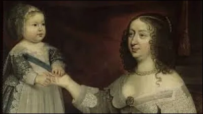 A l'âge de 14 ans, Louis XIII est forcé par sa mère d'épouser l'infante d'Espagne pour des raisons politiques. Quel est son nom ?