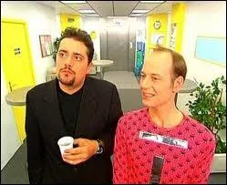 Qui est  ct de Philippe ?