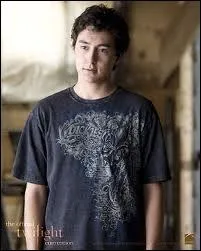 Qui est ce loup-garou ?