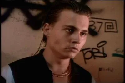 Dans l'pisode 19, partie, 1 saison 3, comment s'appelle sa couverture pour se faire accepter dans le gang des Vaillants ?