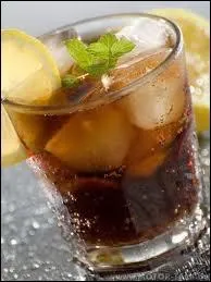 Vous voulez boire un  Cuba libre , de quoi sera-t-il compos ?