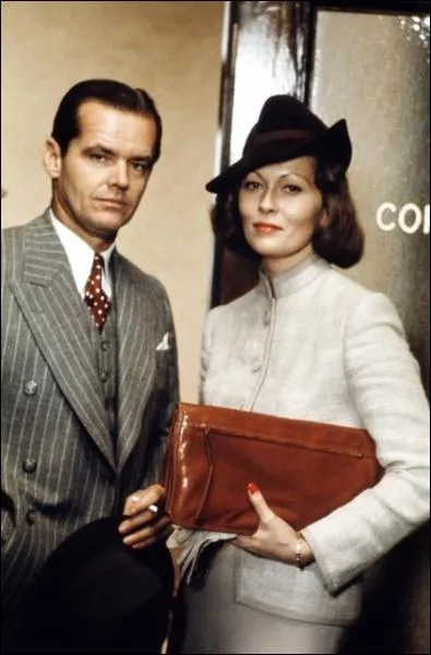 Ce film raconte la sombre histoire de pots-de-vin et d'obscures magouilles financires concernant la construction d'un barrage dans la rgion de Los Angeles.