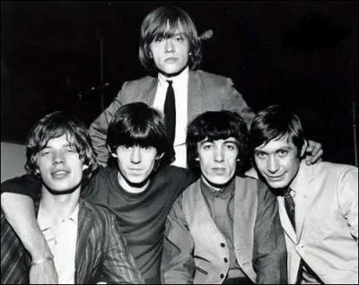 Groupe de rock britannique, form en 1962  Londres. Mick Jagger et Keith Richards sont les membres les plus connus. Avec '(I Can't Get No) Satisfaction', ils deviennent connus dans le monde entier.