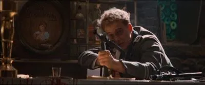 Quel est le prnom du nouveau-n du Sergent Wilhelm, qui a dcid d'aller boire un coup avec des amis pour fter l'vnement ?