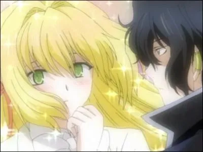 De qui, Ada est t-elle amoureuse ?