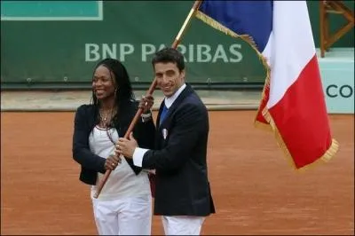 Porte drapeau de la dlgation franaise  Londres, dans quelle discipline Laura Flessel va-t-elle concourir ?