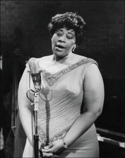 Née en 1917 et décédée en 1996, Michel Berger lui rendit hommage dans une magnifique chanson interprétée par France Gall.