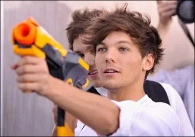 Qu'est-ce que Louis aime manger au petit-djeuner ?