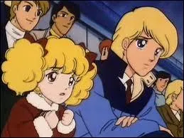 Que regardent avec inquitude Arthur et Gwendoline ?