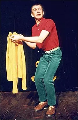 Que fut le sujet de son premier passage ?