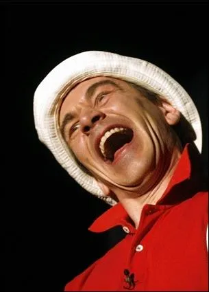 Quand commence-t-il le thtre amateur ?