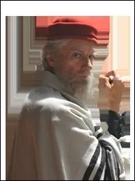 Qui est De Millaud pour Aurore ?