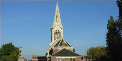 Quelle ville fait partie de la communauté d'agglomération de Lens-Liévin qui regroupe 36 communes, soit 250 000 habitants ?